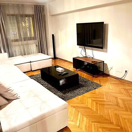 Romana 100 Sqm Deluxe Apartament Boekarest Buitenkant foto